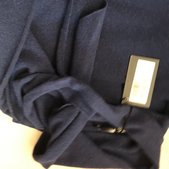 Love ❤️ Moschino Wool Dress - Picture 11 of 16